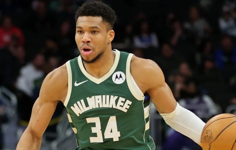 九游体育-包含字母哥在公牛比赛中高光表现，势不可挡引发热议！的词条