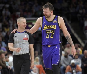 九游-关于东契奇在阿森纳比赛中高光表现，比分优势明显引发热议！的信息